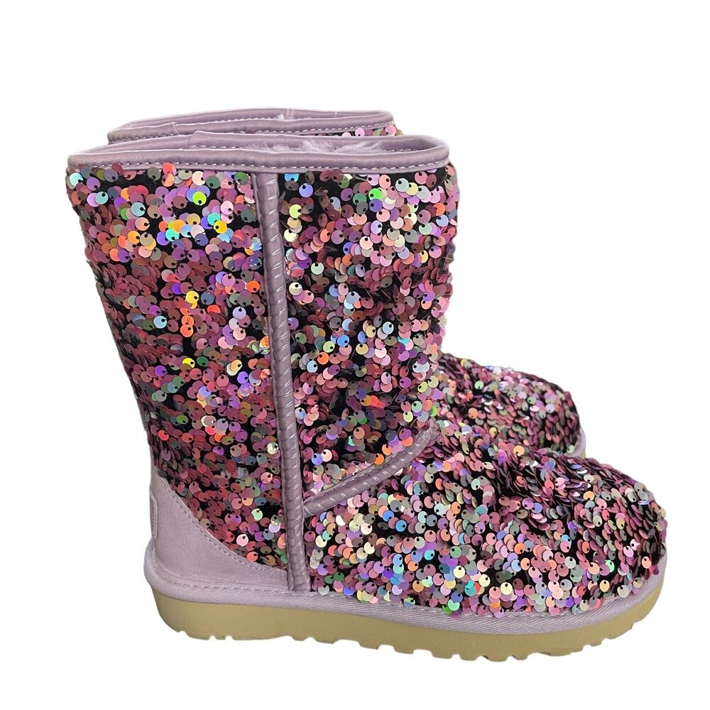 UGG Classic Short Boots Stellar Sequin Sz 5 Purple Lilac Frost Sparkle Mid Calf